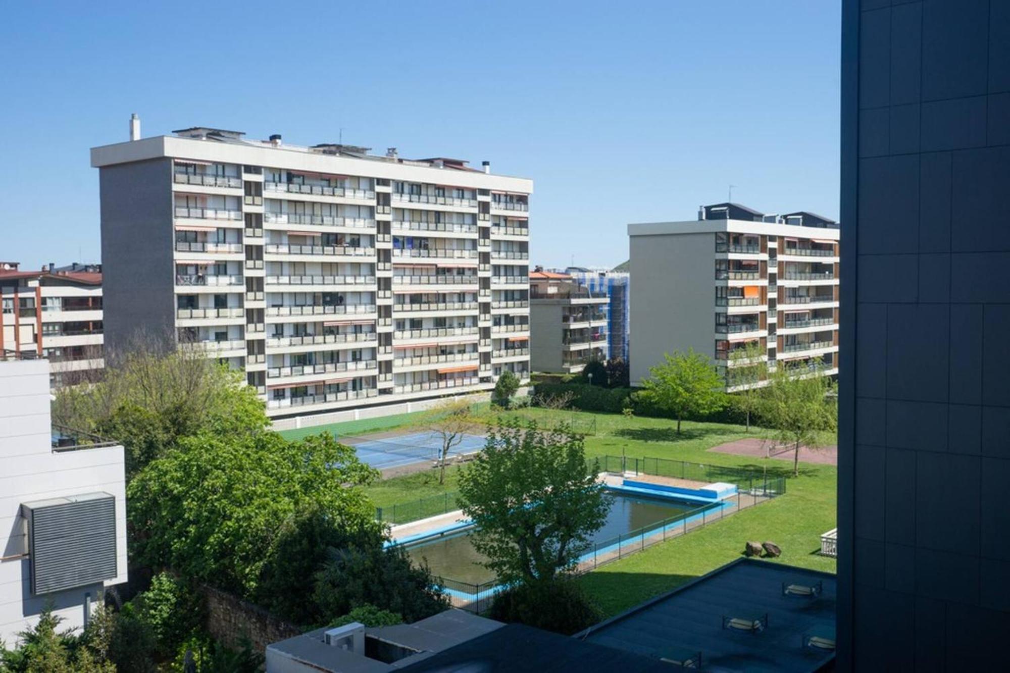 Earra - Eguzki - Garaje,1 Min Playa, Piscina Apartment